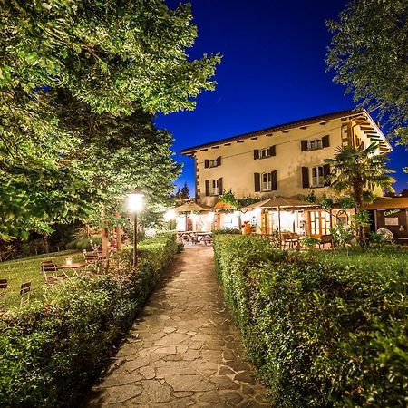 Albergo Pian Del Bosco Novafeltria Kültér fotó